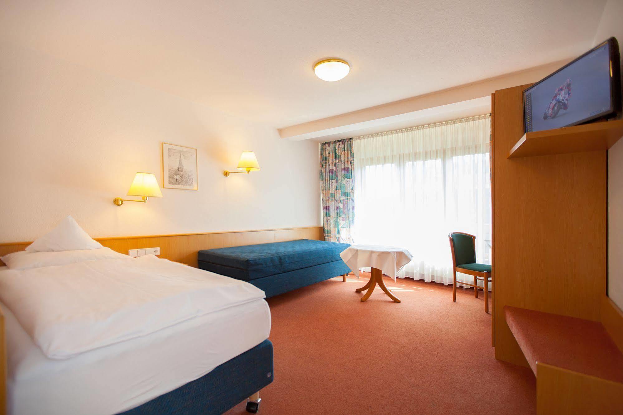 Hotel Lamm Ostfildern Luaran gambar